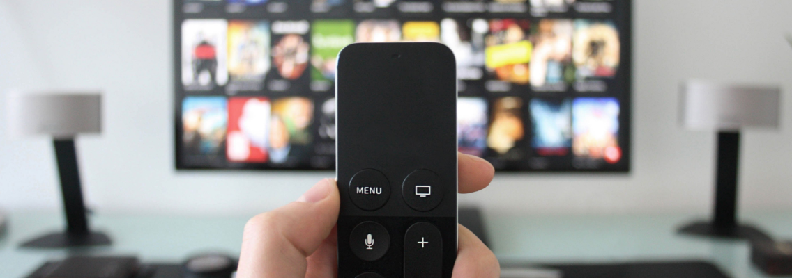Коллаж игр стим. Потоковые сервисы. On demand tv. Баги телевизора. Tv remote control.