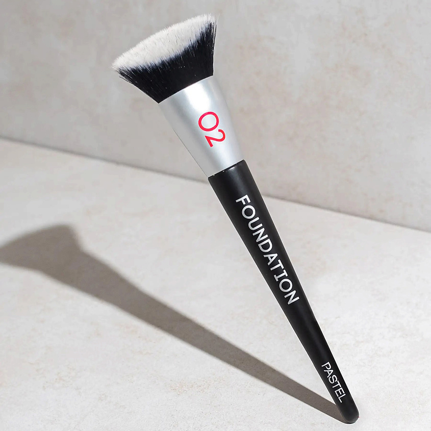 PASTEL Кисть для тональной основы PROFASHION FOUNDATION BRUSH 02 – фото 2