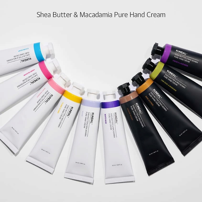 Чехонина порно Аса Акира аяқ фетишінің фотосуреттері