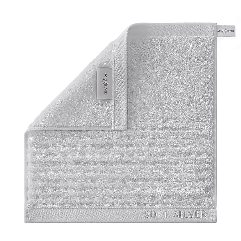 SOFT SILVER Антибактериальная махровая салфетка для ухода за лицом, 30х30 см. Цвет: «Благородное серебро» (серый) – фото 3