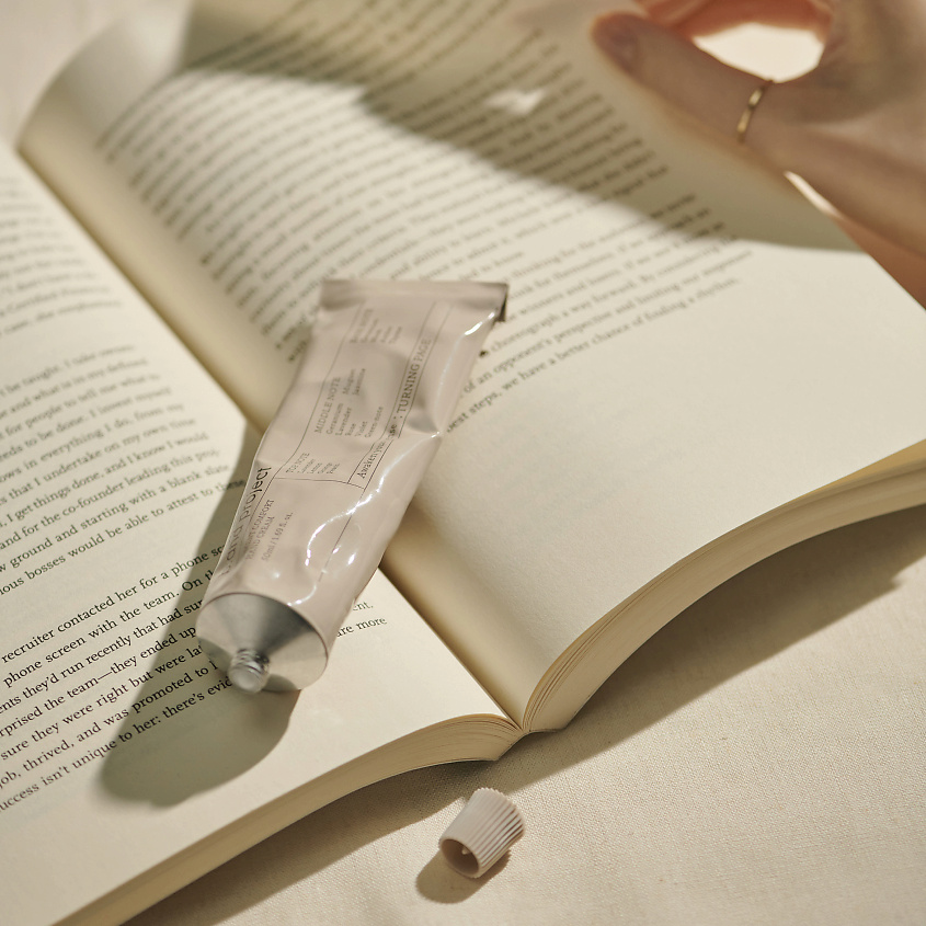 B:AND PROJECT Крем для рук Turning Page Hand Cream – фото 9