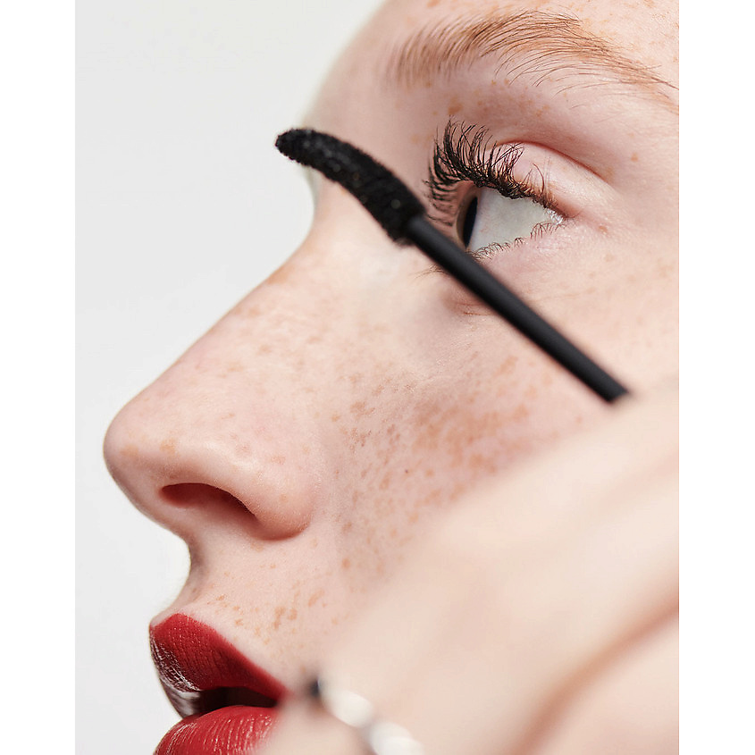 CLINIQUE Тушь для объема и подкручивания High Impact Zero Gravity Mascara – фото 3