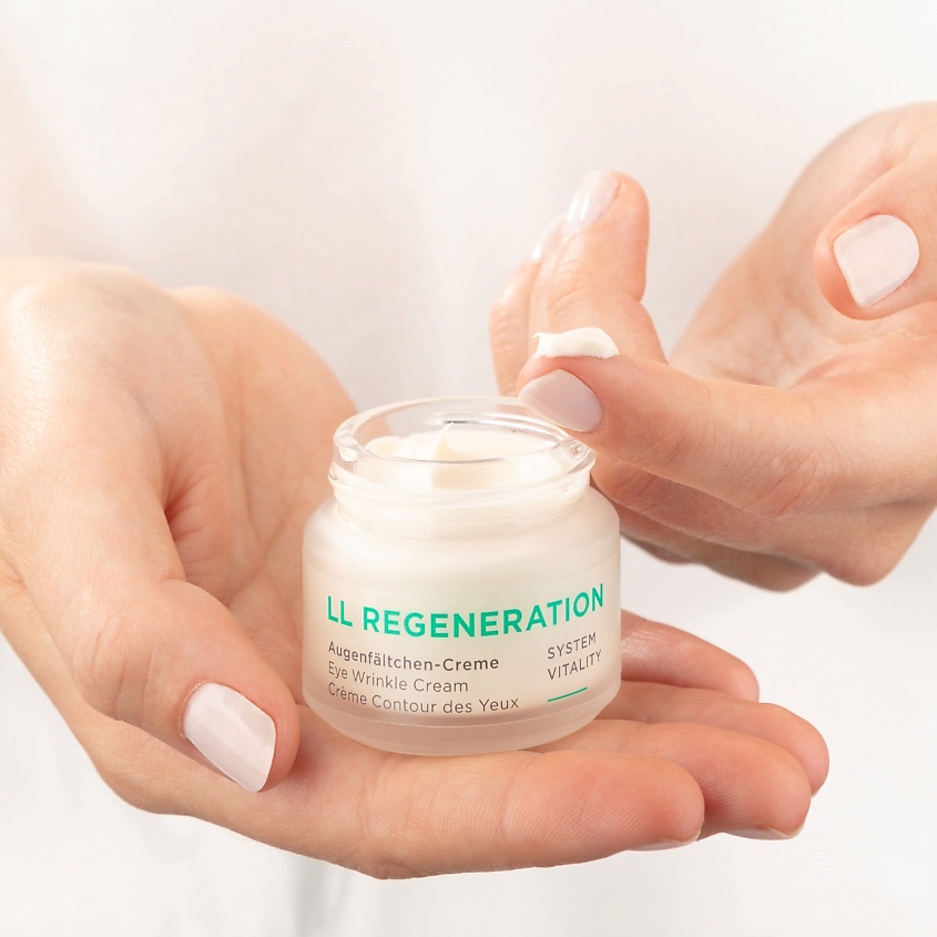 ANNEMARIE BORLIND Крем для области вокруг глаз восстанавливающий против морщин Ll Regeneration Revitalizing Eye Wrinkle Cream – фото 3