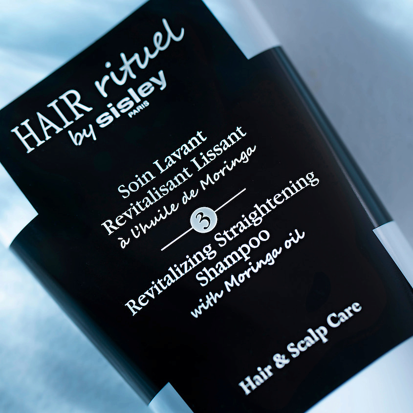 SISLEY Шампунь для волос выпрямляющий с маслом моринги Hair Rituel Shampoo – фото 3