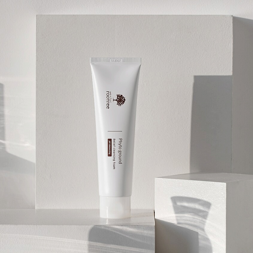 ROOTREE Пенка для лица очищающая Relief Cleansing Foam – фото 2