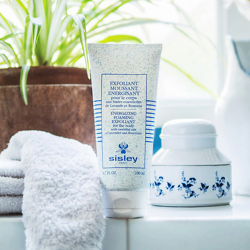 SISLEY Гель отшелушивающий тонизирующий для тела Energizing Foaming Exfoliant – фото 4