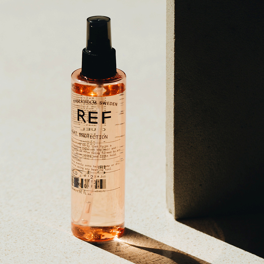 REF HAIR CARE Лак для укладки и блеска волос питательный термозащитный №230 – фото 3