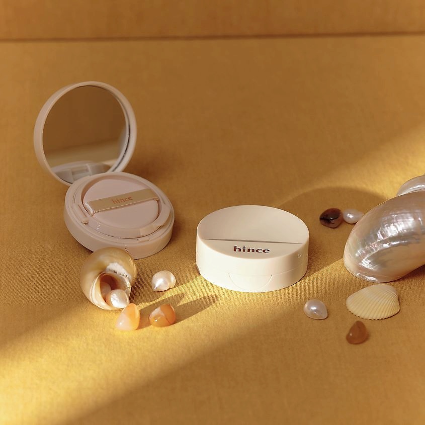 HINCE Кушон для лица с эффектом сияния Second Skin Glow Cushion SPF50+ PA++++ – фото 6