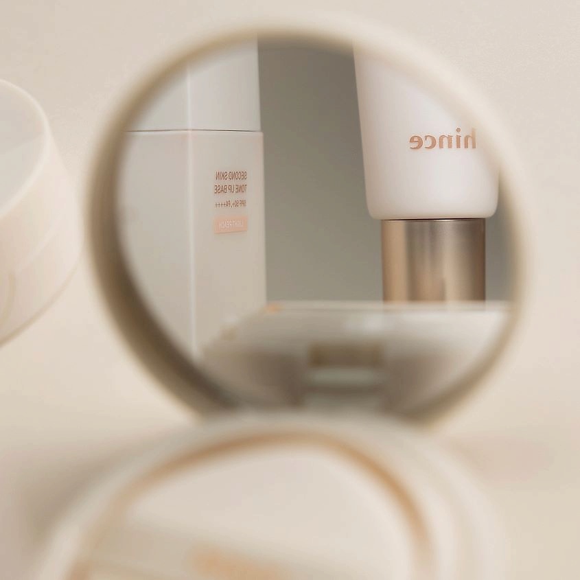 HINCE Кушон для лица с эффектом сияния Second Skin Glow Cushion SPF50+ PA++++ – фото 8