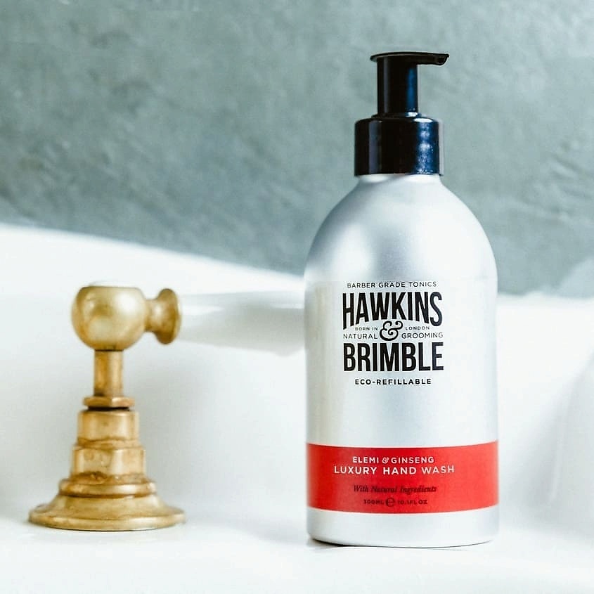 HAWKINS & BRIMBLE Мыло для рук жидкое в многоразовом флаконе Elemi & Ginseng Hand Wash – фото 3
